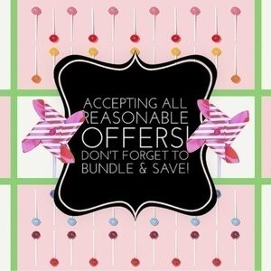 Shop My Closet! 🤗👜👛🎉
*BUNDLE AND SAVE!
*ALL REASONABLE OFFERS WELCOME! 👍🏽